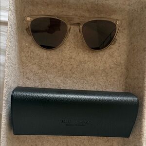 Burberry clear Sunglasses with Black Case